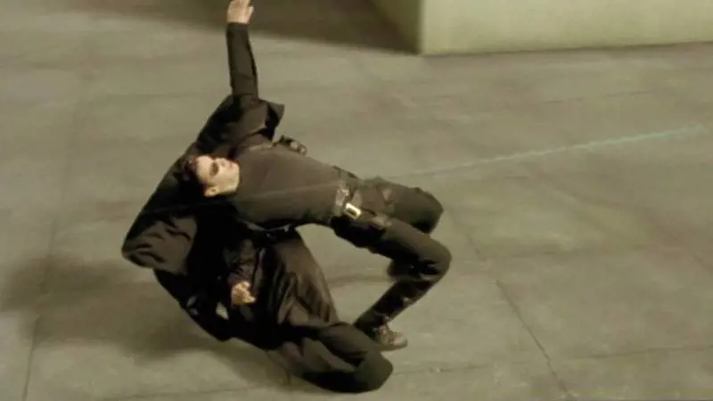 Matrix e il bullet time, la tecnica che ha rivoluzionato il cinema