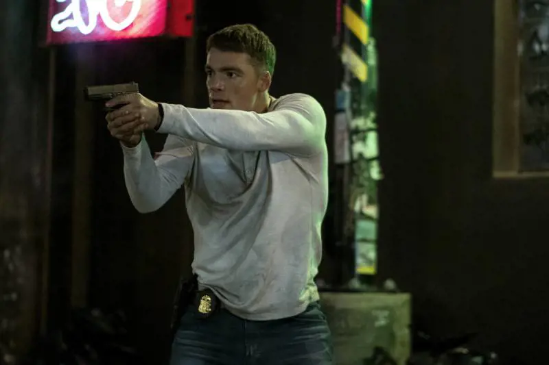 Una serie tv piena di sorprese. Convince l’esperimento di The Night Agent