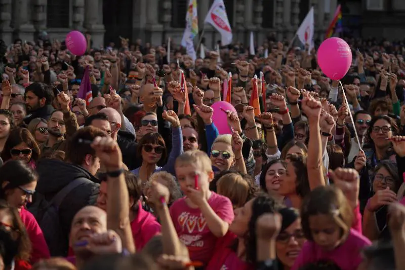"Nessun confronto". Roccella gela i sindaci sulle coppie gay