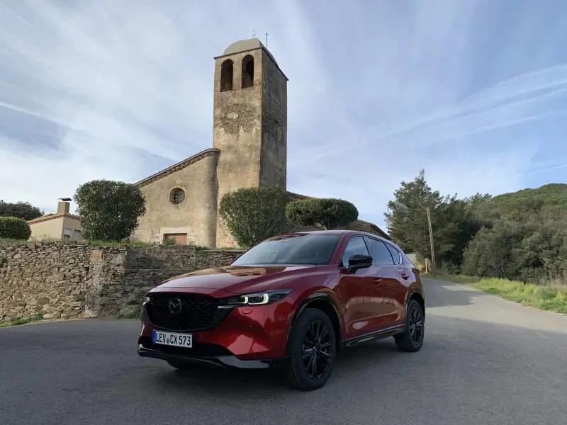 Mazda CX-5 Skyactiv G, ode alla benzina: la nostra prova su strada