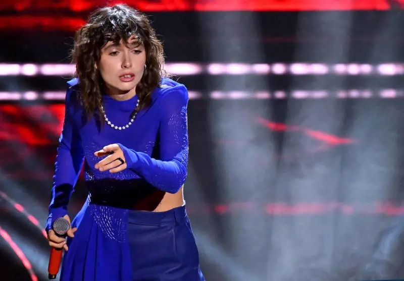 A Sanremo tutti cantano la stessa canzone (o quasi)