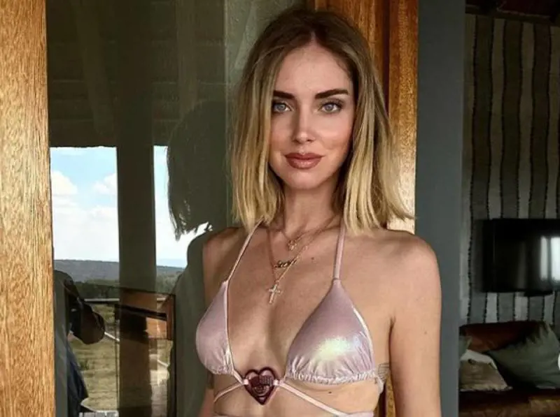 "Ma vergognati...". Ennesima polemica sulla Ferragni in vacanza in Sicilia
