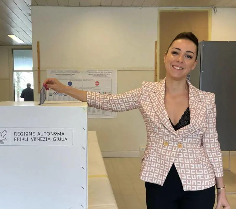 Flop del Terzo polo, doppiato pure dalla candidata no-vax