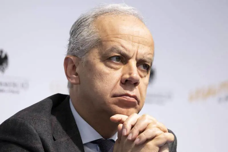 Il governo dichiara lo stato d'emergenza sull'immigrazione