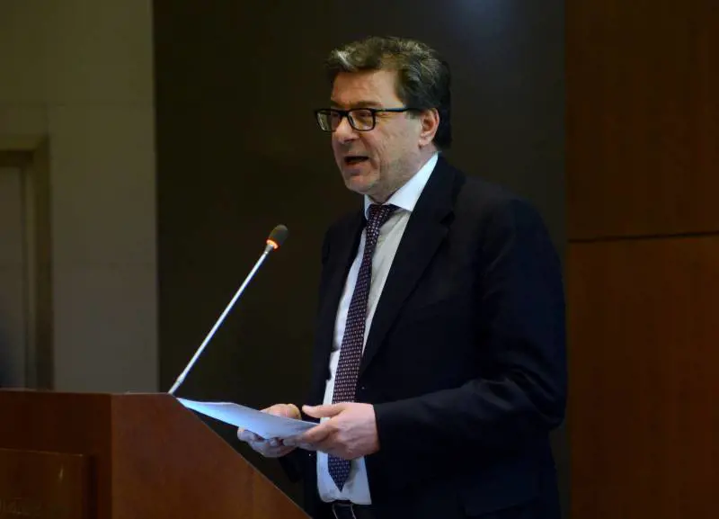 "Non si possono tassare allo stesso modo genitori e single"