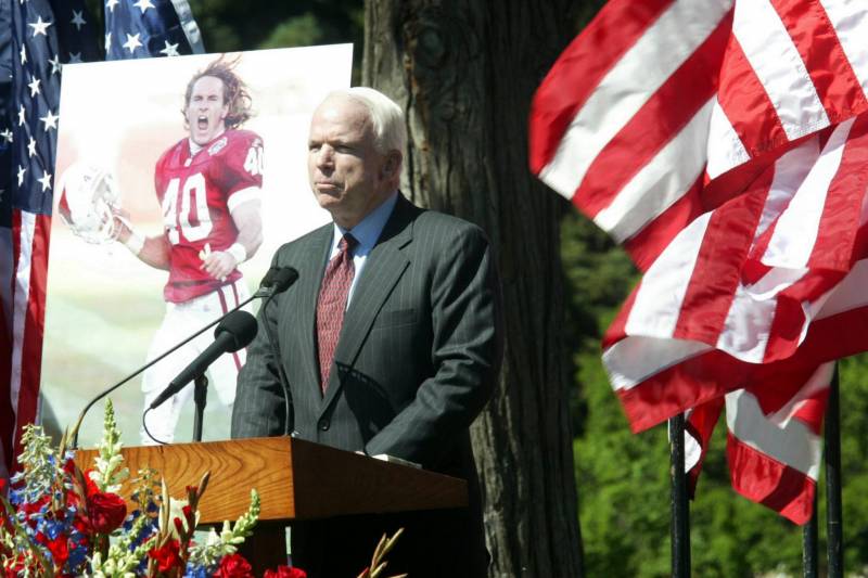 Pat Tillman funerale McCain