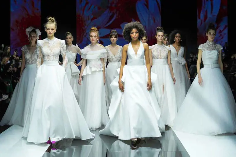 Sì Sposaitalia Collezioni, il matrimonio è sempre più fashion