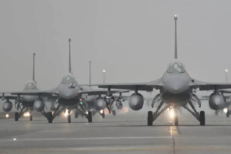 A Cuba base-spia cinese. Su Taiwan 37 jet da guerra