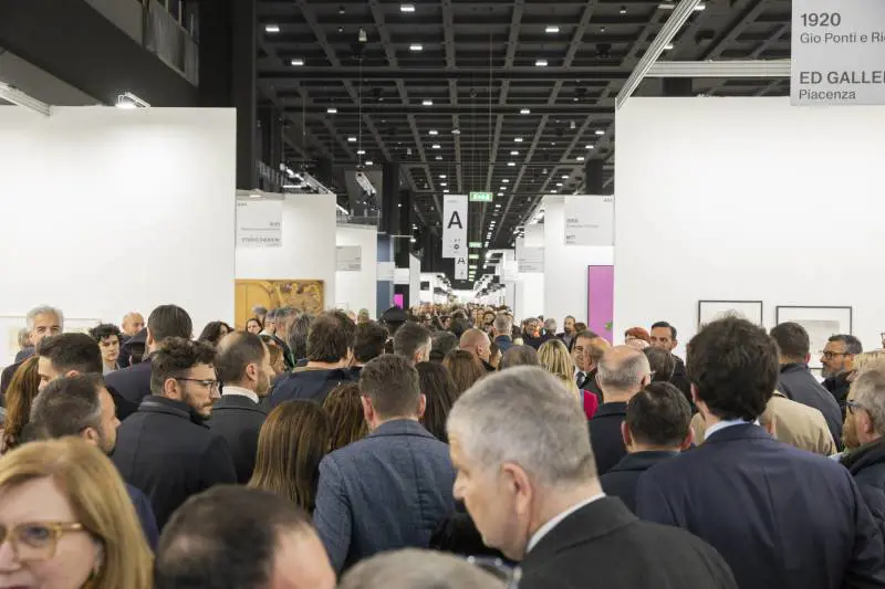 Miart chiude in Crescendo, 9 le opere acquisite da Fondazione Fiera Milano