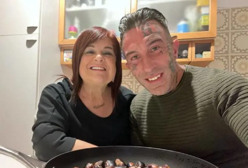 "Torno a fare spogliarelli". Coccia svela perché ha rotto con la Pezzopane