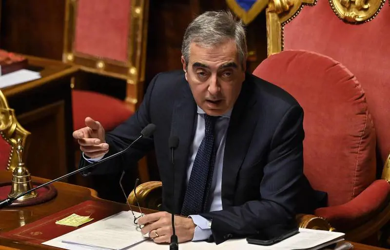 Quel dossier archiviato su mafia e appalti. Gasparri all'assalto dell'ex toga Scarpinato