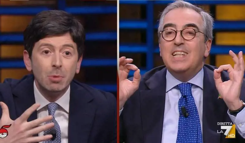 "Anticomunista... ce la fai a dirlo?", Gasparri affossa Speranza