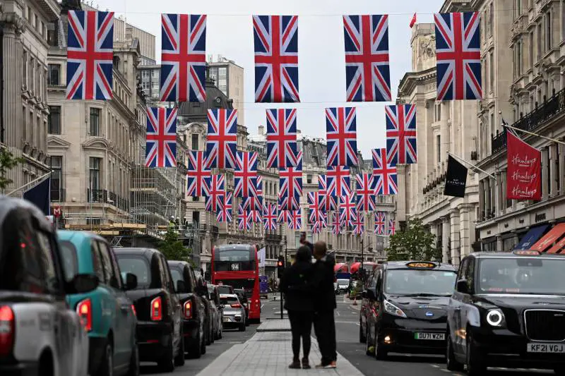 Servizi segreti, no fly-zone, cortei: come si prepara Londra all'incoronazione di re Carlo