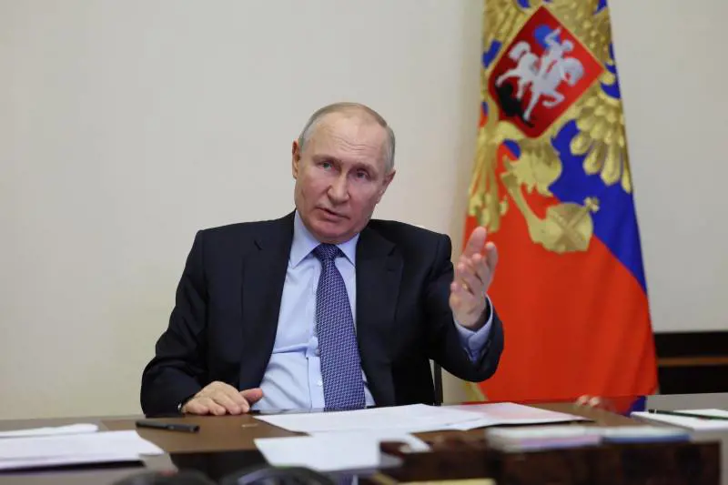 Putin chiama gli ebrei alla battaglia: "Combattiamo gli eredi del nazismo"