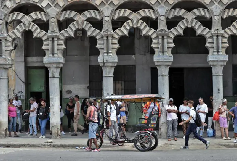 Cuba ha cancellato la parata del Primo maggio: ecco perché