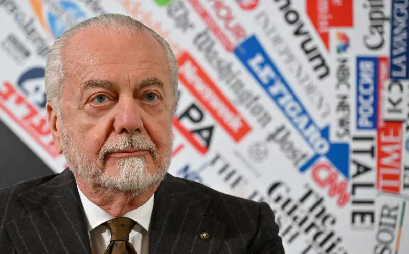 Mal di pancia e musi lunghi. Napoli, tanti big con la valigia