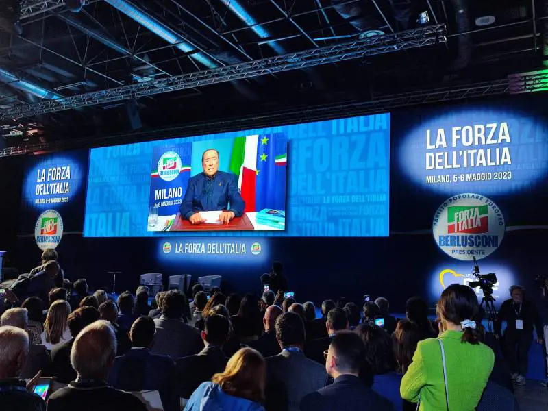 "Pronto a riprendere le battaglie di libertà": il video messaggio del Cav alla Convention FI