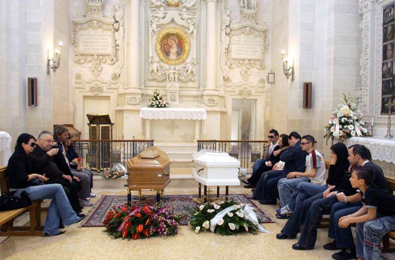 Il funerale di Maria Carmela Linciano e Valentina Maiorano