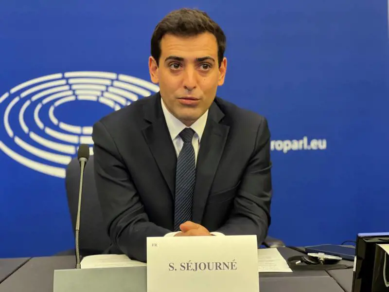 Ora anche la Francia moderata boccia Macron "Sugli immigrati, Meloni meglio di Darmanin"