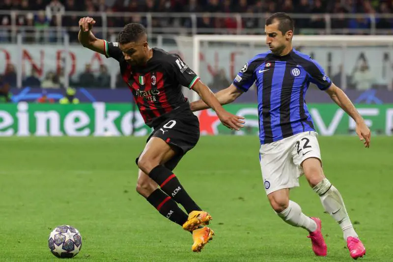 Neuroderby per i rossoneri e le scelte doc di Simone