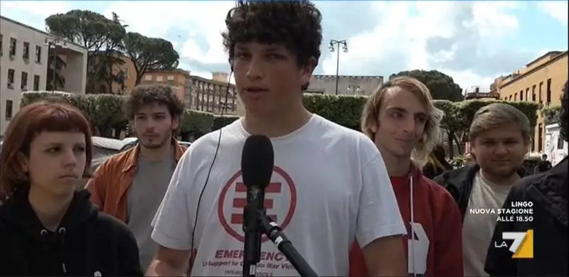 Chi è Leone Piva, "leader" della protesta contro il caro affitti a Roma