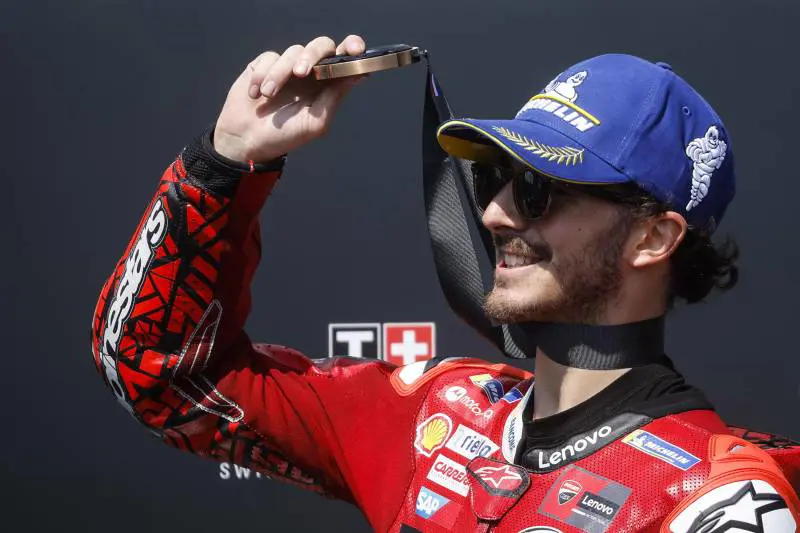È sempre Ducati: Bagnaia da pole, ma non è sprint