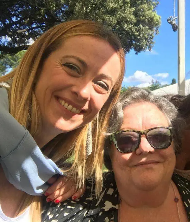 Veleni, voci, assurdità. L'assalto sgangherato della sinistra a Meloni