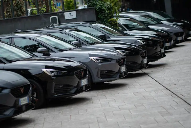 Le novità di Cupra: Leon mild-hybrid e Formentor Tribe Edition. E naturalmente il padel