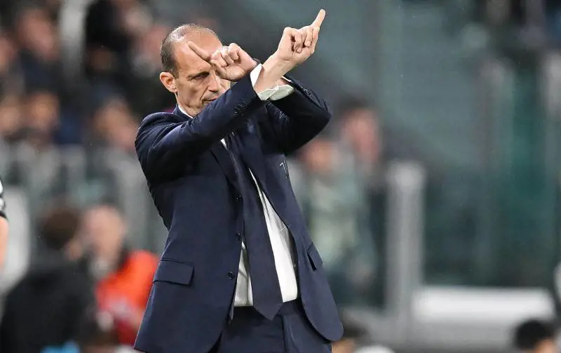 "Non conosce bene l'italiano...". La stoccata di Allegri a Szczesny