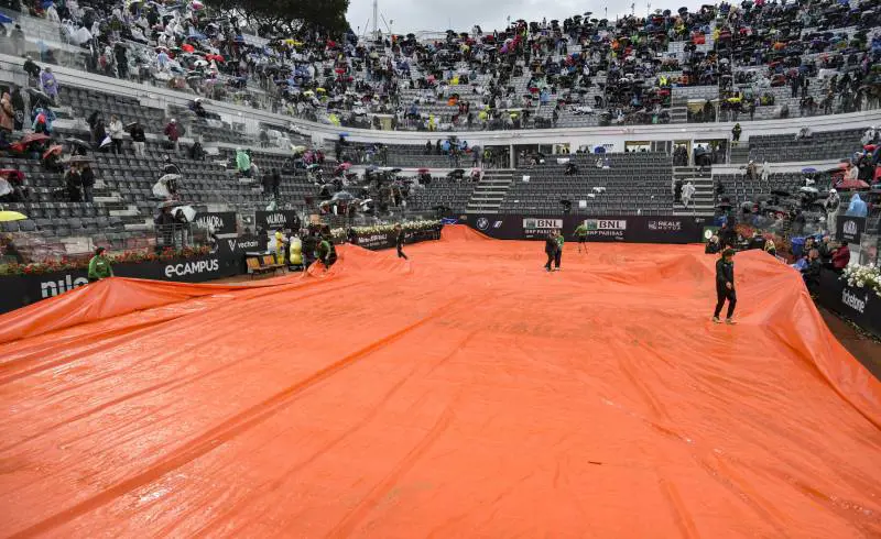 Internazionali, scoppia la rivolta del pubblico