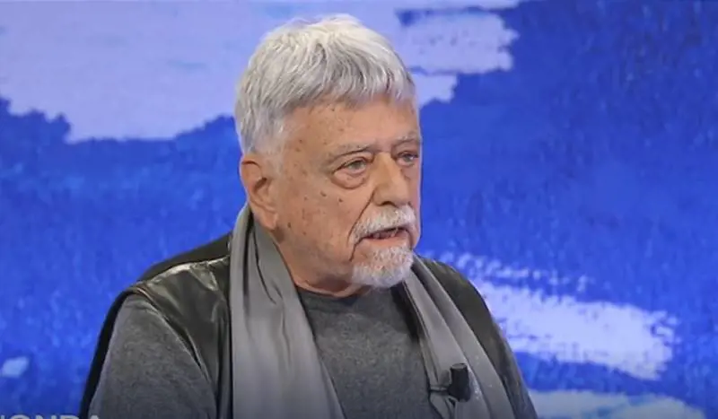 "Dio ha visto i ragazzi con la vernice, e ci ha pensato lui". Occhetto choc sull'Emilia-Romagna