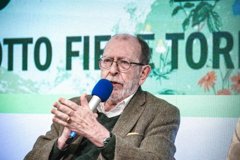 "Le seconde generazioni senza identità. Non sono rivolte politiche, ma sociali"
