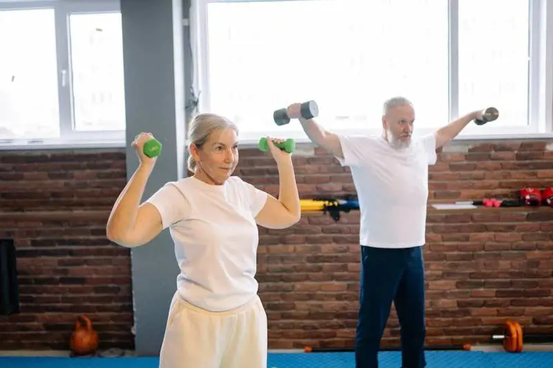 Palestra per gli over 60, ecco come allenarsi