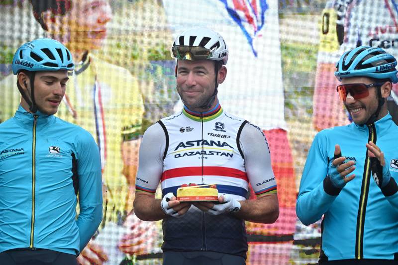 Cavendish Giro tappa 15 partenza