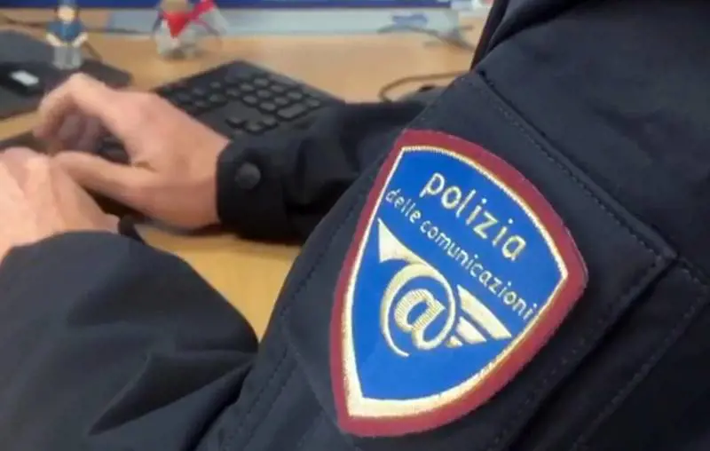 Pedofilia, dopo 10 anni arrestato "l’uomo ombra" che operava nel Dark web