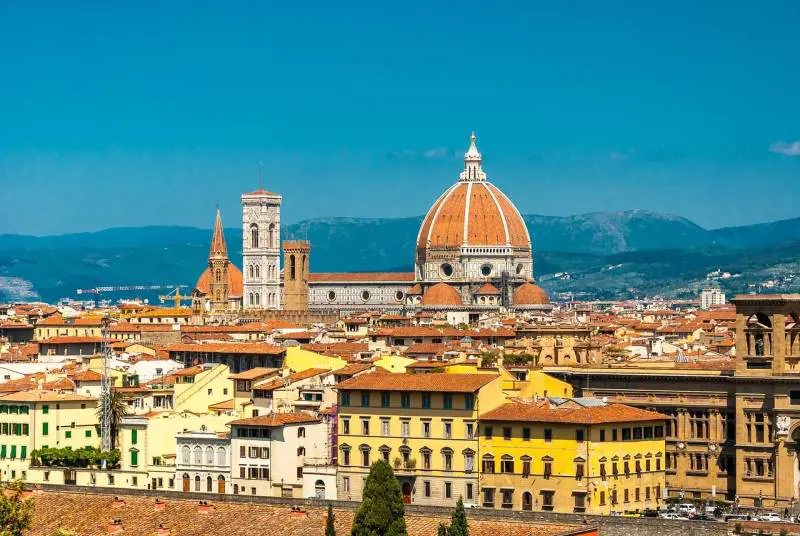 Vacanze 2023: la classifica delle località più costose e quelle più convenienti