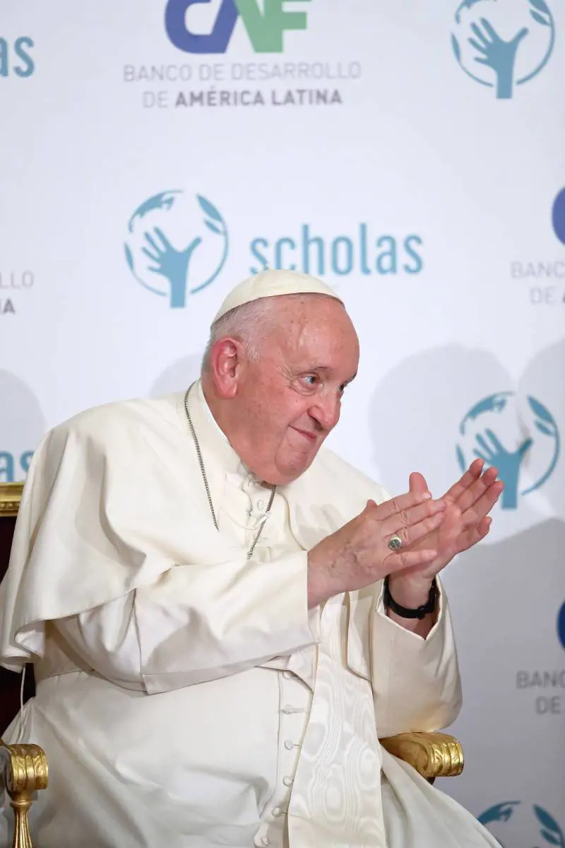 Papa Francesco sta bene ma non reciterà l'Angelus (nemmeno dall'ospedale)