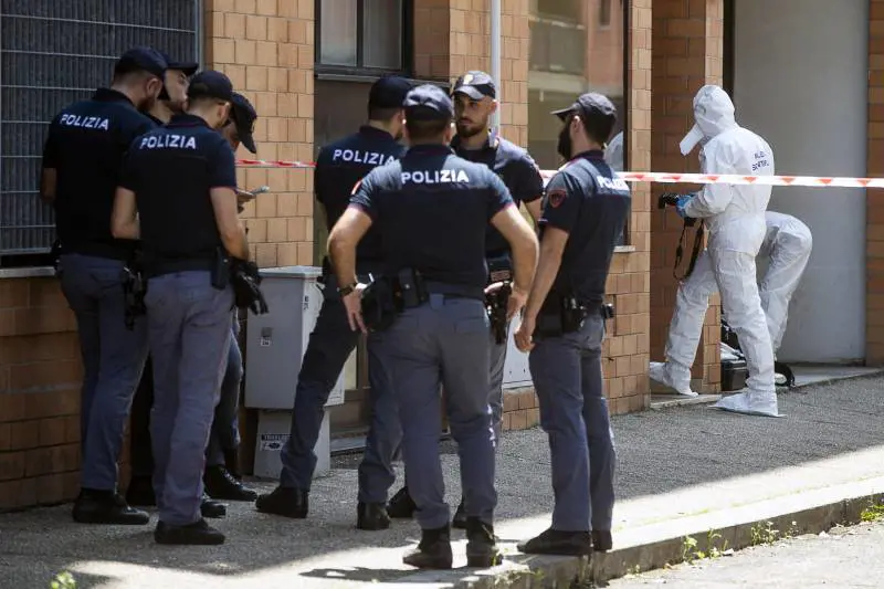 Voleva tornare col marito. Paola uccisa dal collega (che poi si toglie la vita)