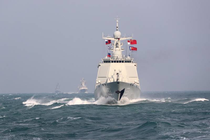 Tensione in mare: sfiorata collisione tra nave Usa e cinese