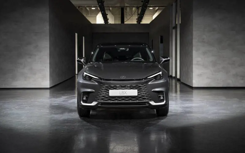 SUV compatti: ecco i più lussuosi (c'è anche la nuova Lexus LBX)
