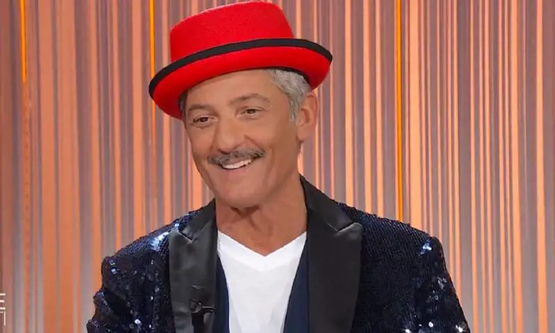 "Ci siamo quasi...". Al via il toto street per il programma di Fiorello