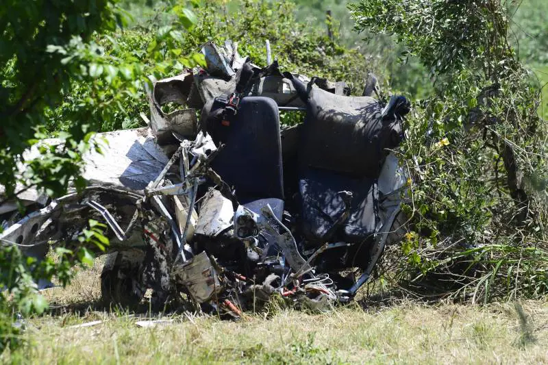 Caserta, precipita un ultraleggero: morti padre e figlio