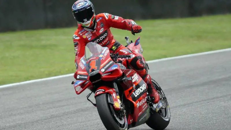 MotoGp Mugello, a Bagnaia la sprint race. Dominio Ducati: cinque su cinque