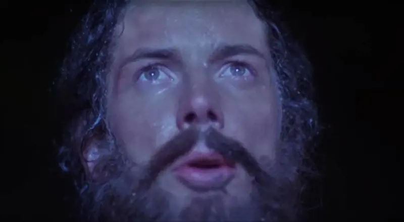 Paul Geoffrey in una scena tratta dal film Excalibur (1981) 