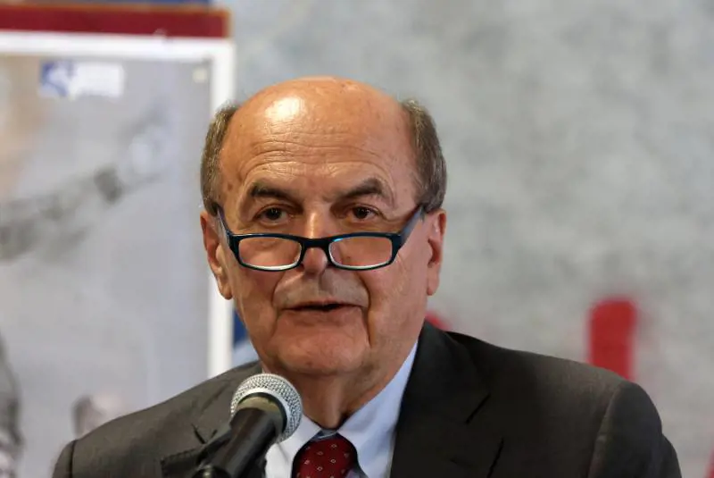 Decreto penale per Bersani, ma lui sfida (ancora) Vannacci: "Voglio andare al processo"