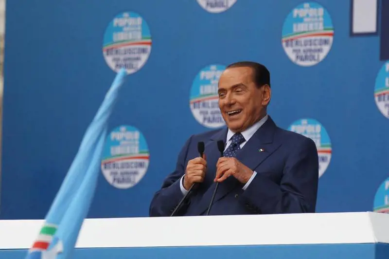 "Mi consenta" e "Giuoco", guida al "berlusconese"