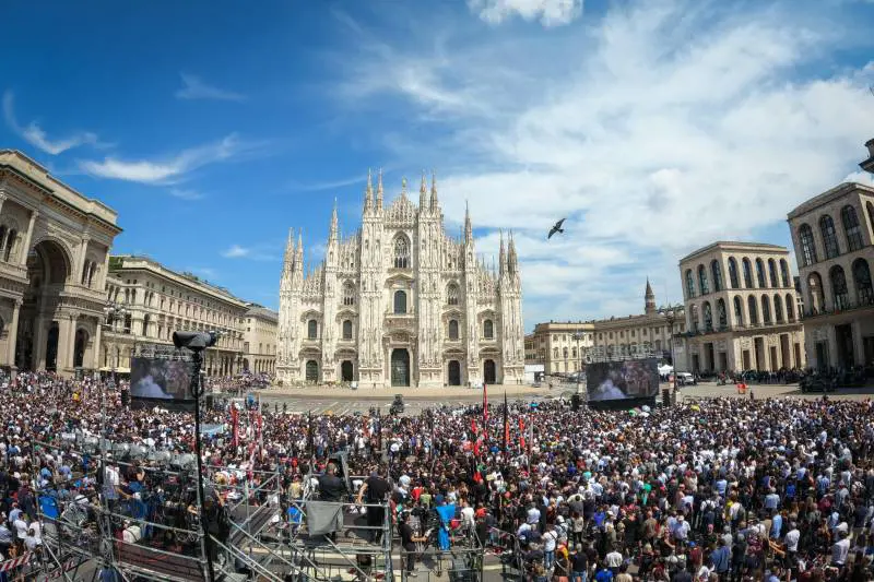 "Evento senza precedenti", "Fine di un'era": i funerali di Berlusconi sui media stranieri