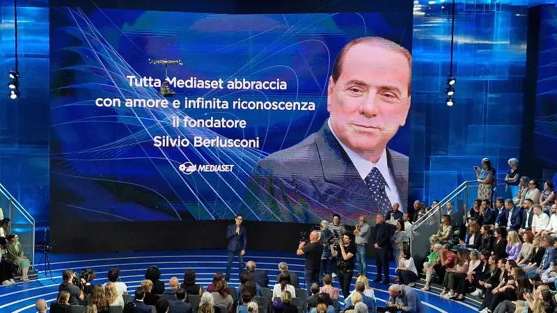 "Saremo sempre una prova di libertà". Il discorso di Pier Silvio Berlusconi ai dipendenti Mediaset