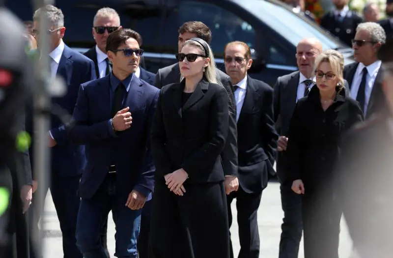 Famiglia Berlusconi pronta all'intesa sul testamento del Cav