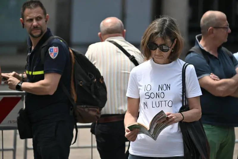 "Non c'è nessun lutto". L'addio ultimo pretesto per un odio irriducibile